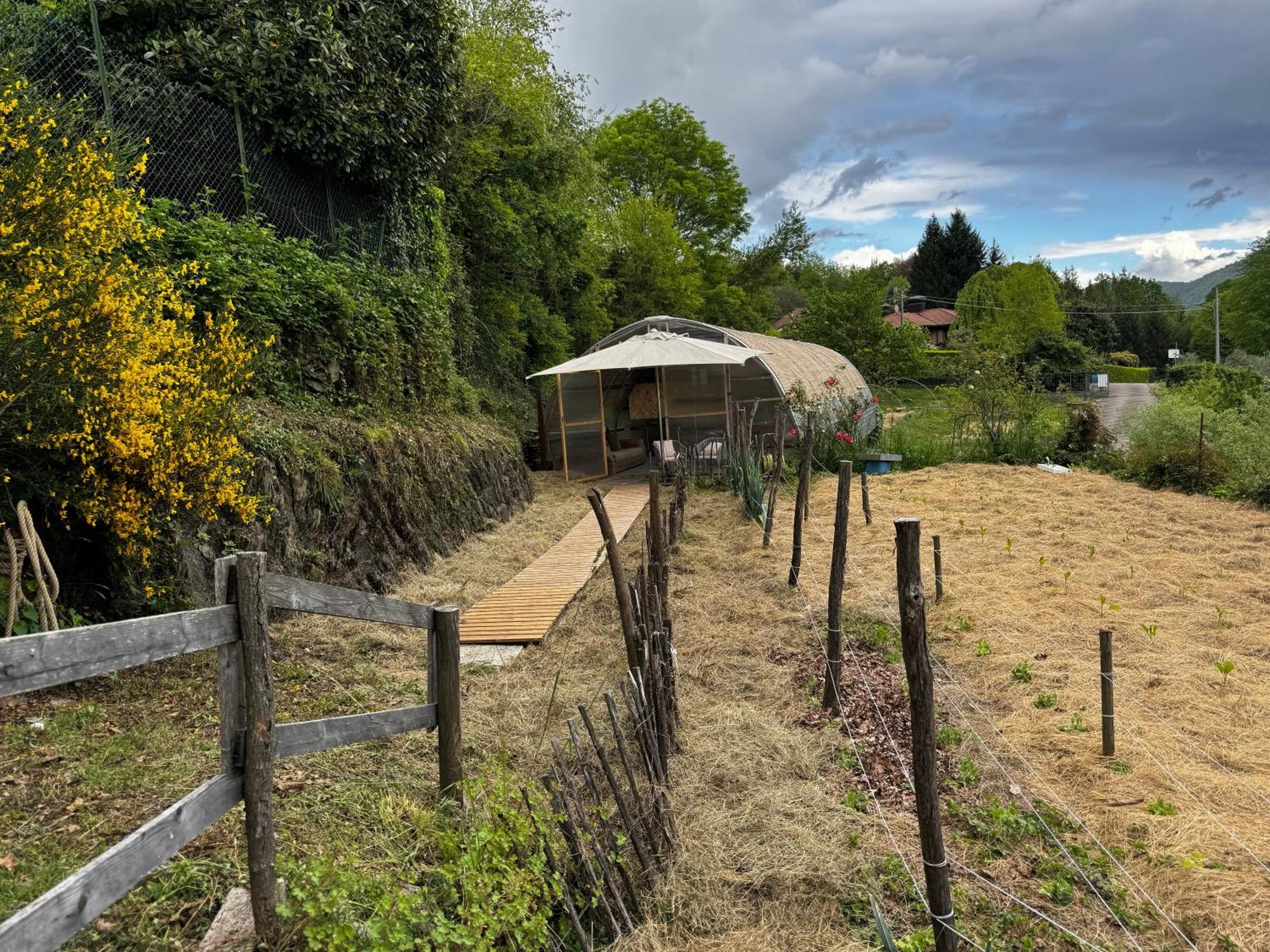 Agriturismo Voeuja Lago Maggiore Luino Eksteriør billede